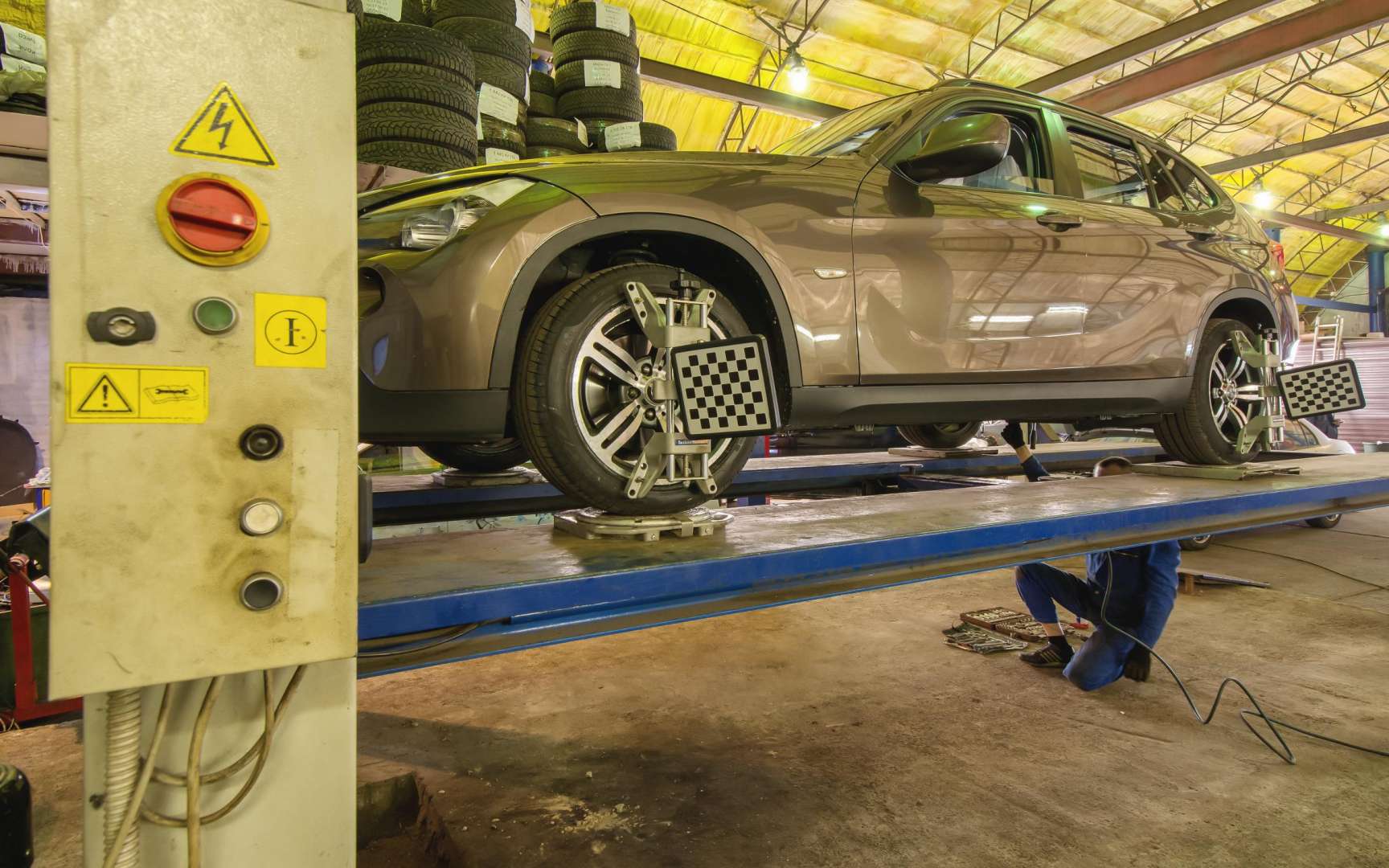 Сто на русской. GTI Motors автосервис СПБ. JTI Моторс мебельный проезд