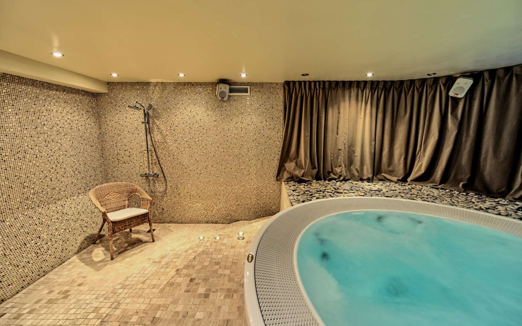 Спа спб. Спа салон Амовео. Amoveo Spa Санкт-Петербург. Спа Амовео на Петропавловской. Сауны на Петропавловской.